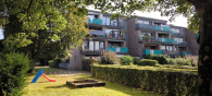 Hausansicht vorne - 3-Zimmer-Wohnung mit Aufzug in Materborn