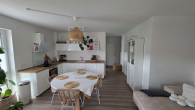 Küche und Esszimmer - Hochwertige 2-Zimmer-Neubau-Wohnung mit Balkon