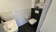 Schöne 3-Zimmer-Wohnung mit Wohnberechtigungsschein - Gäste-WC